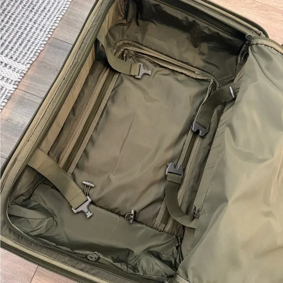 Dagne Dover Larger Seattle Carry-On - Picture 9 of 9